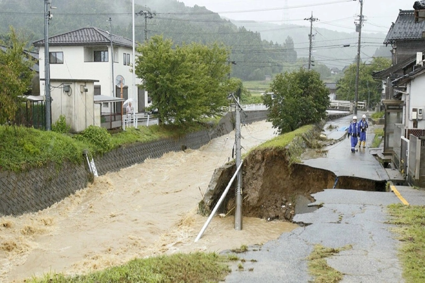 Torrential rain triggers emergency landslide warnings in Japan