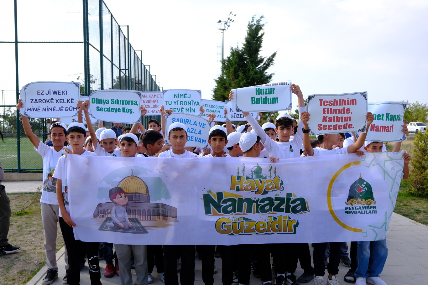 Van’da “Hayat Namazla Güzeldir” coşkusu!