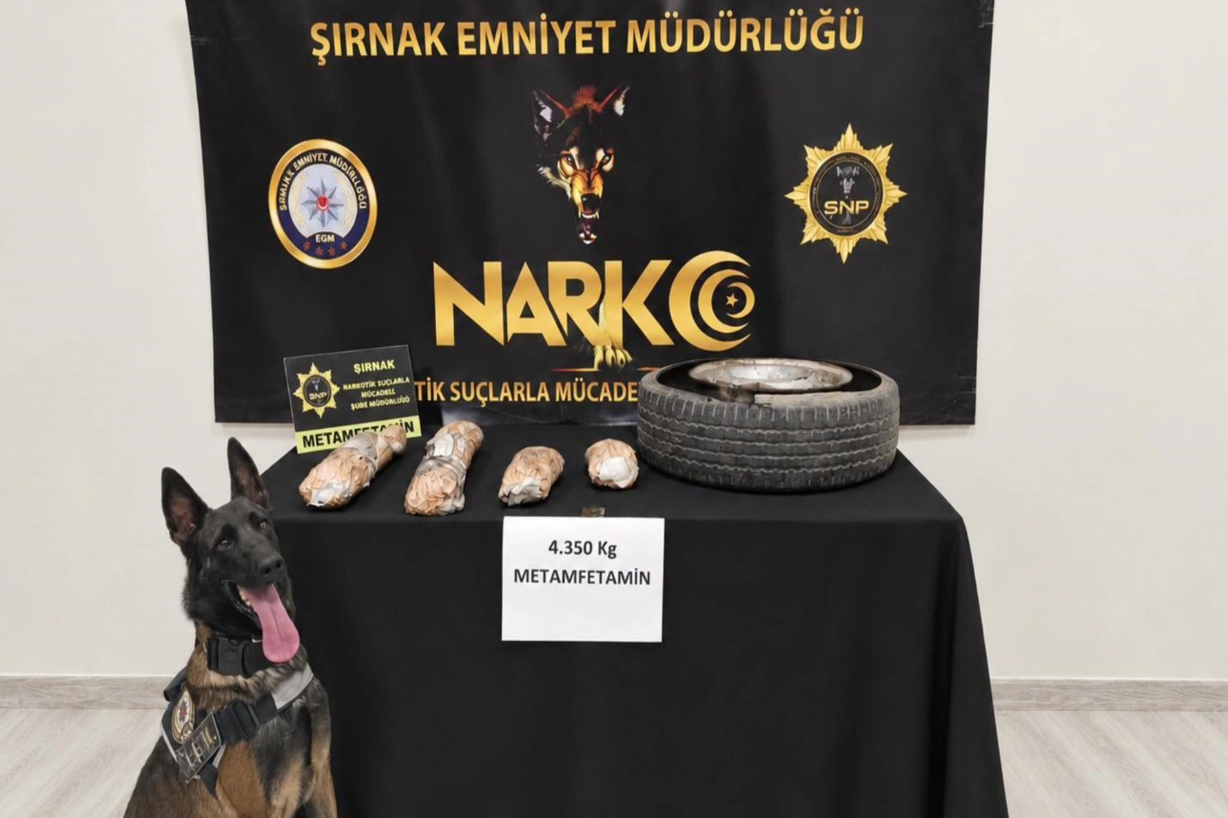 Şırnak’ta araba lastiğine gizlenmiş 4 kilo uyuşturucu madde ele geçirildi