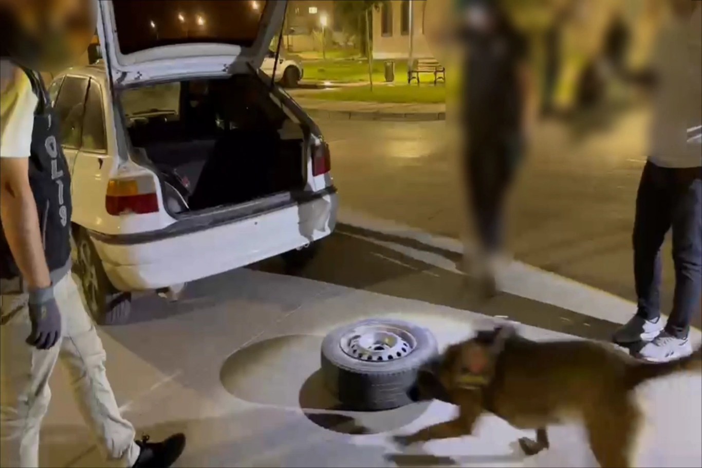 Şırnak’ta araba lastiğine gizlenmiş 4 kilo uyuşturucu madde ele geçirildi