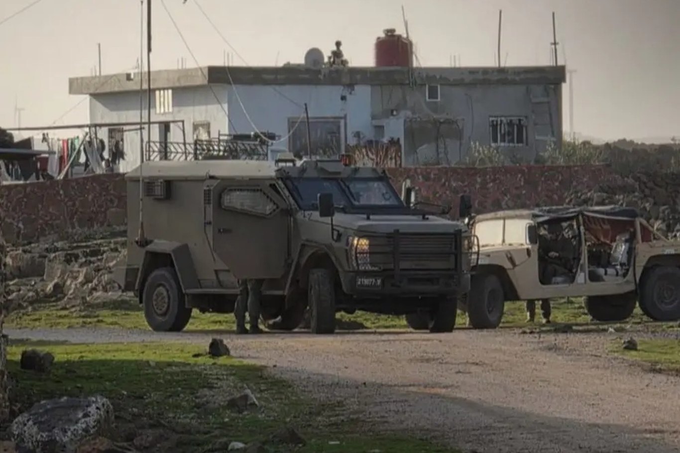 Hêzên îşxalker êrîşî deverên gundewarî yên Sûrîyeyê kirin