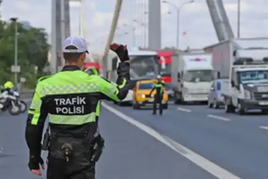 İzmir’in 8 aylık trafik bilançosu: 28 bin 33 kaza