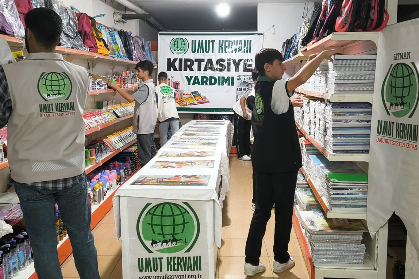 Karwana Hêvîyê li Êlihê ji bo 450 malbatên hewcedar alîkarîya qirtasîyeyê kir