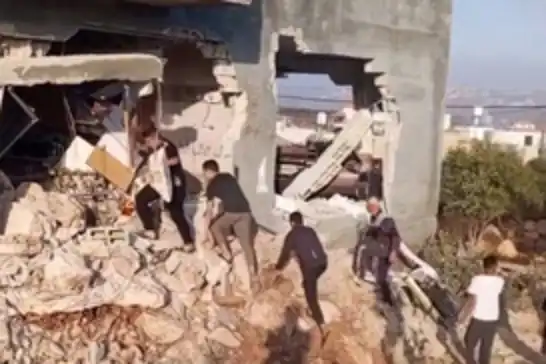 الاحتلال يحتجز جثمان شهيد فلسطيني في نابلس