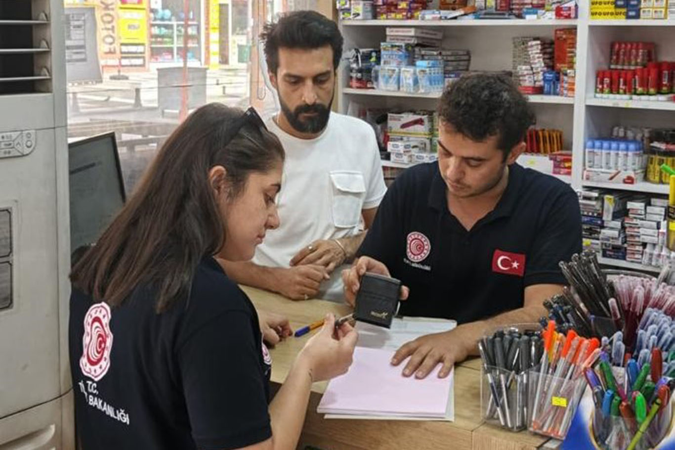Şanlıurfa'da kırtasiyelere sıkı denetim: 16 bin ürün kontrol edildi
