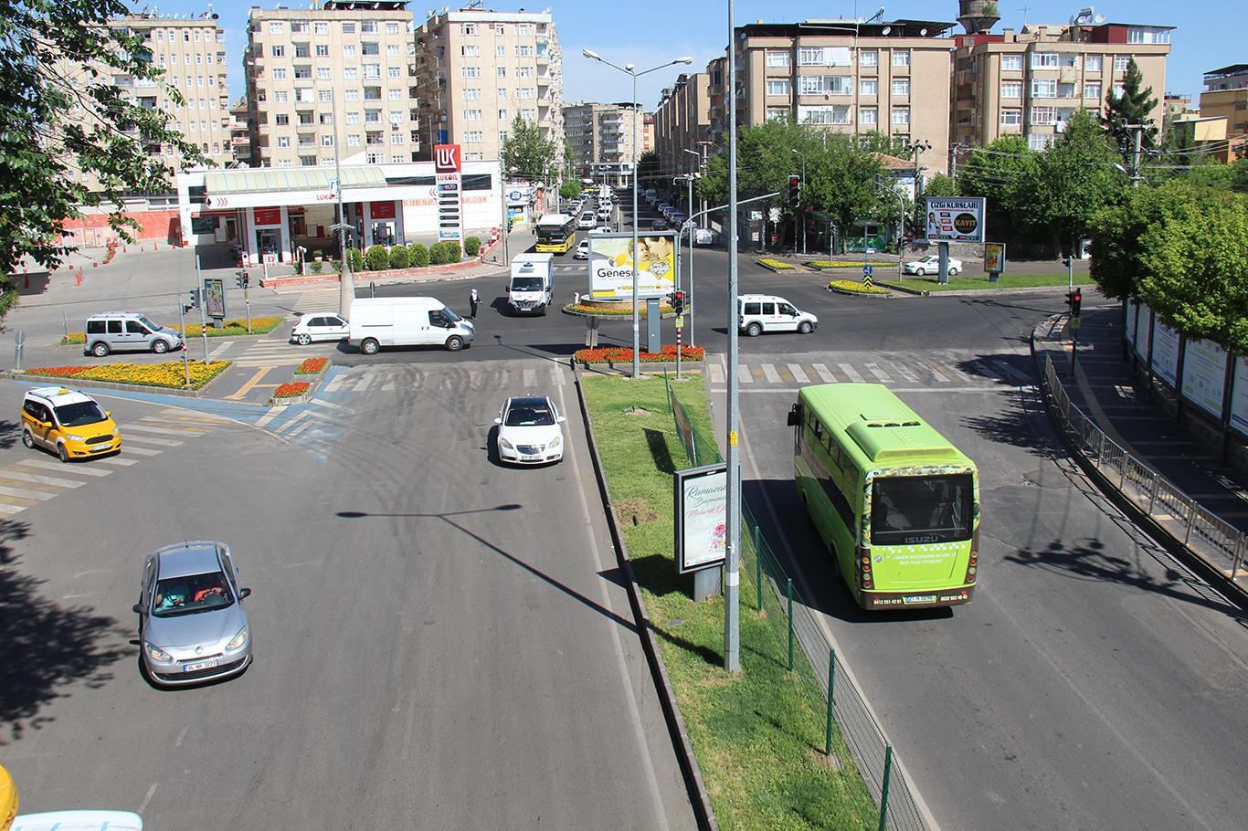 After a 4-day curfew, life returns to normal in Turkey
