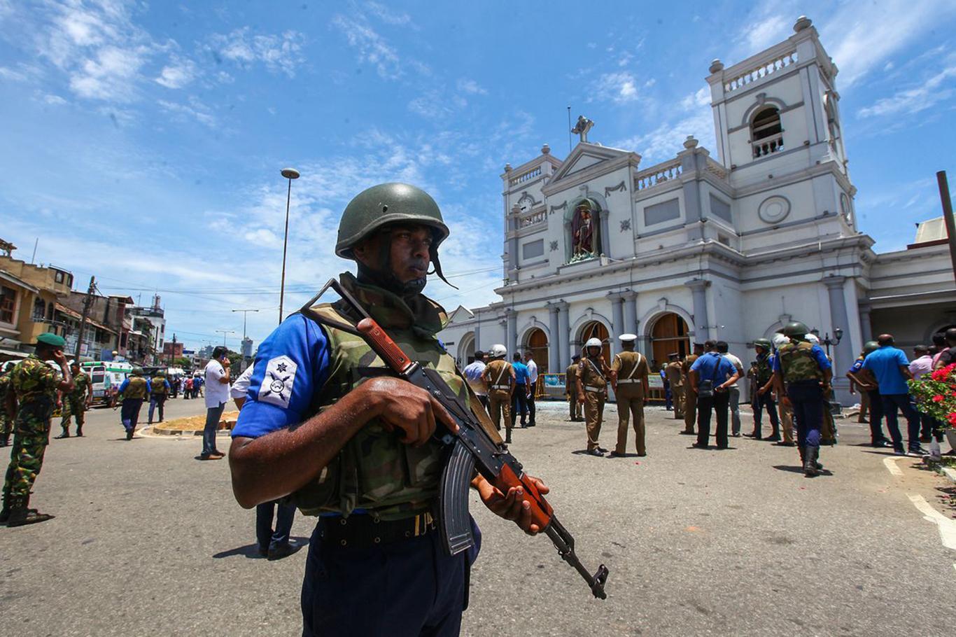Death toll in Sri Lanka rose to 300, 24 people were detained