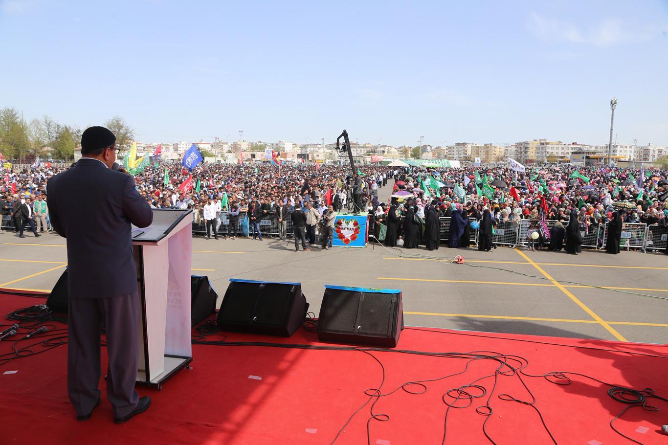 "Humanity only finds peace with the Prophet"