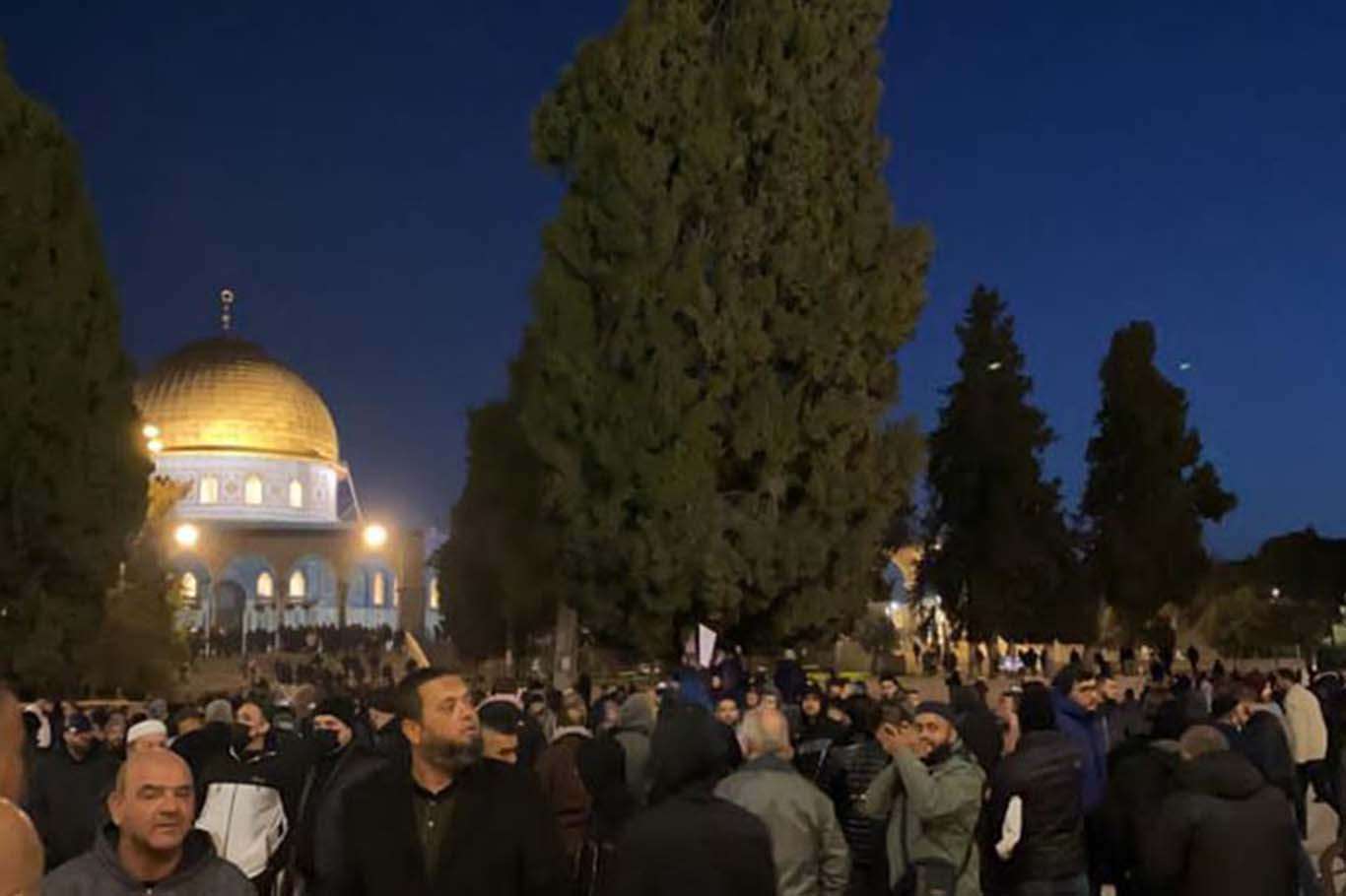 Thousands of Muslim worshippers perform Fajr prayer at Al-Aqsa Mosque