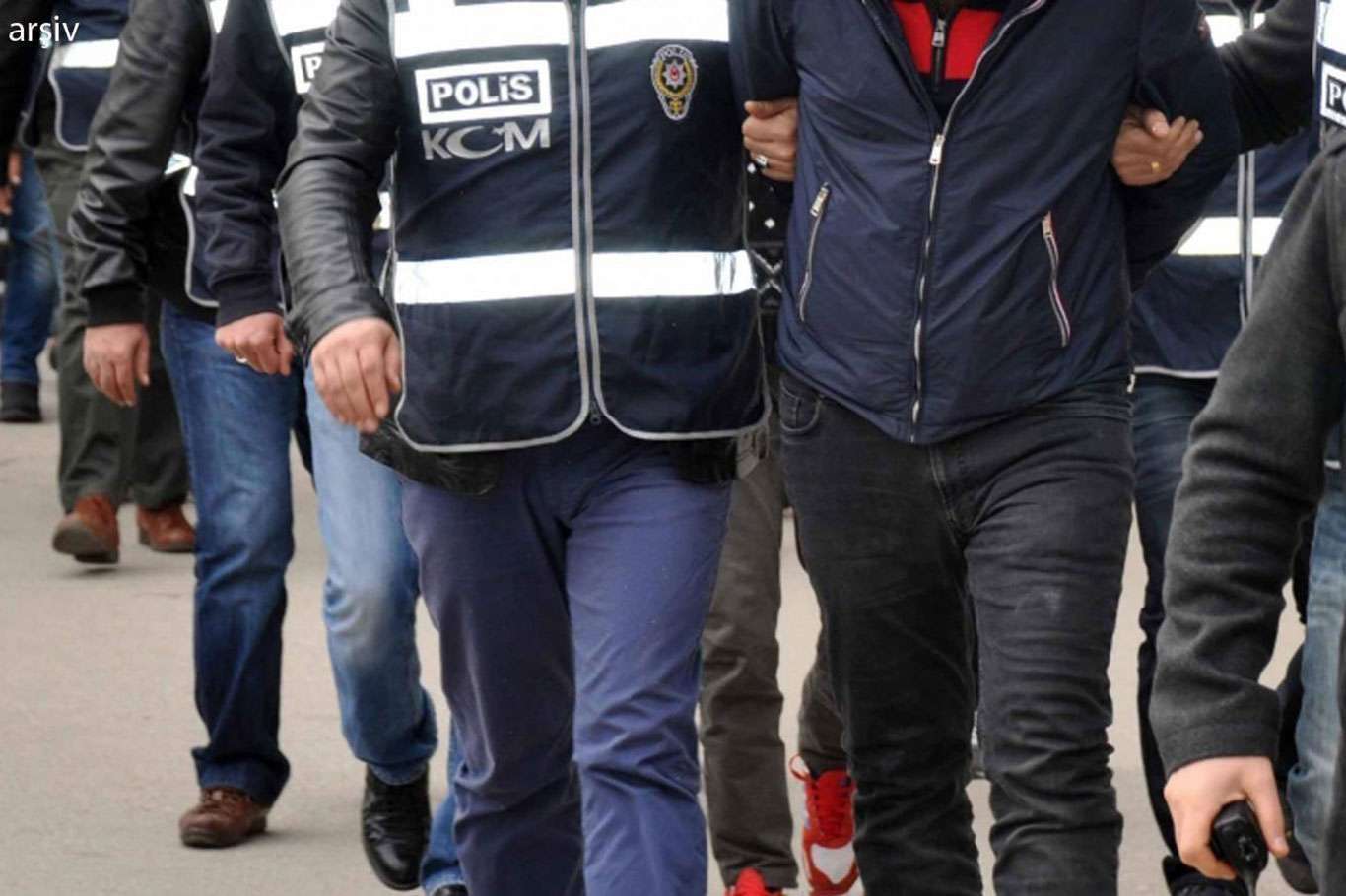 Turkey releases arrest warrants for 17 FETO-linked suspects