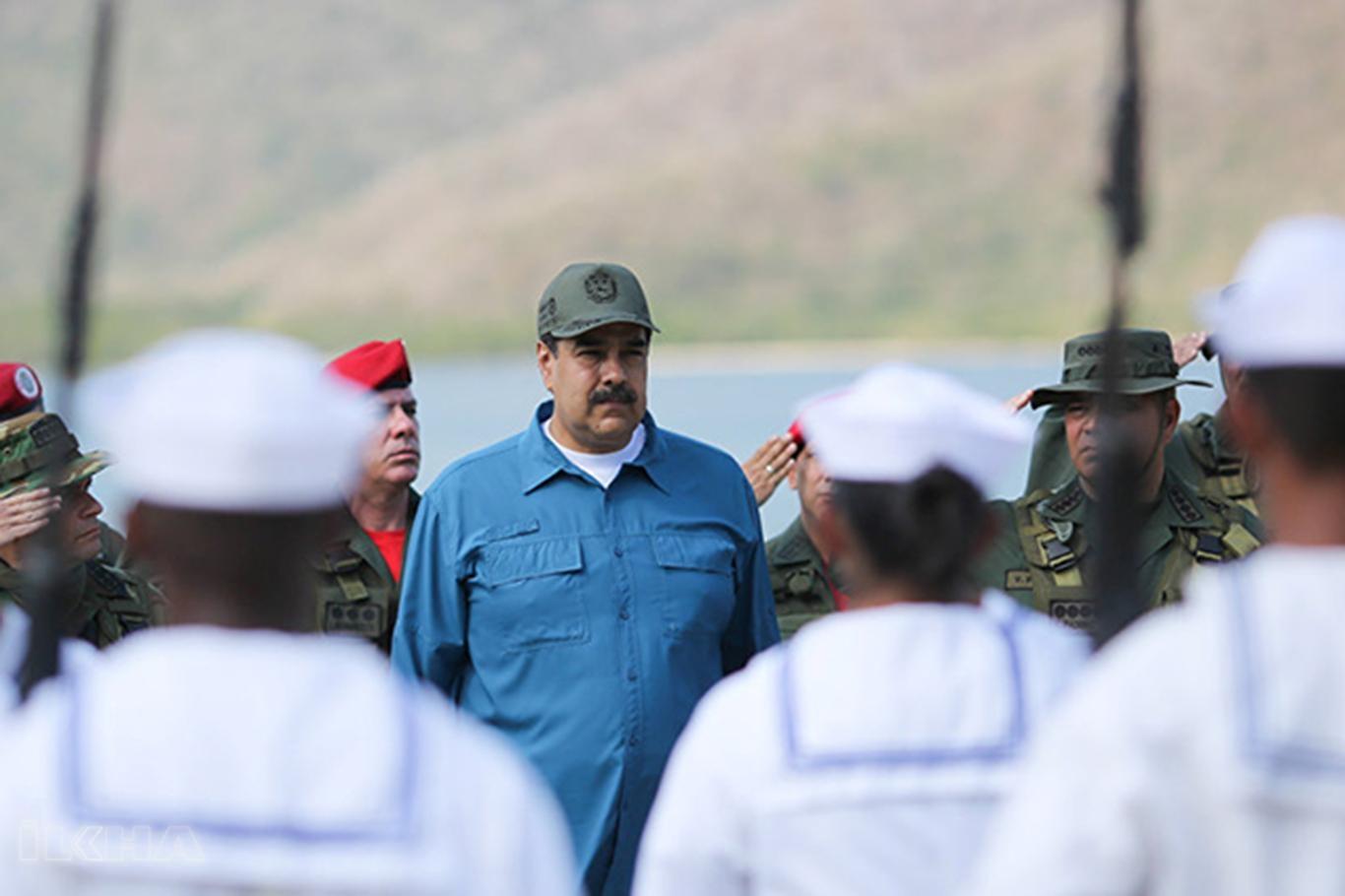 USA to prepare "military intervention" to Venezuela