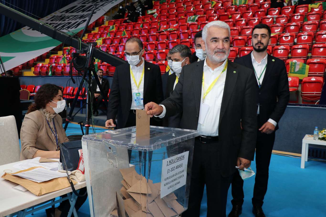 Zekeriya Yapıcıoğlu elected as new chairman of HÜDA PAR