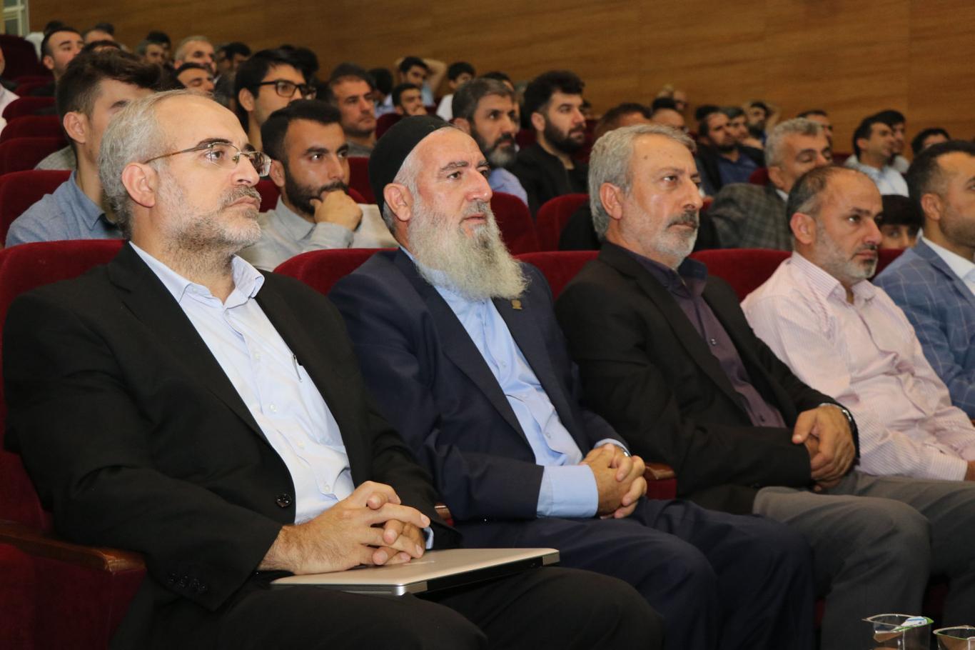 هدف اصلی در ازدواج پرورش انسان است