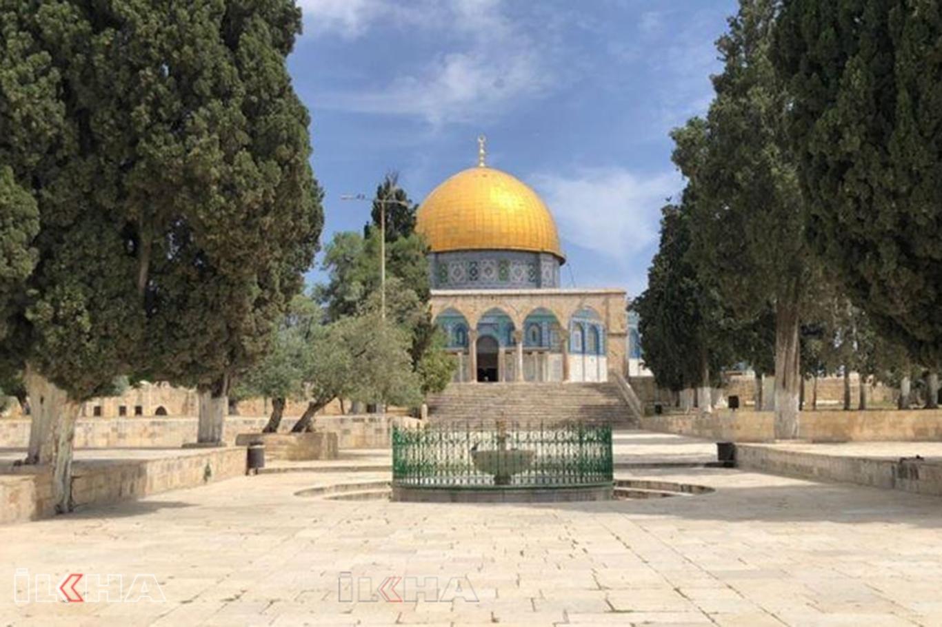 مسجد اقصی پس از 70 روز به روی عبادت کنندگان باز شد