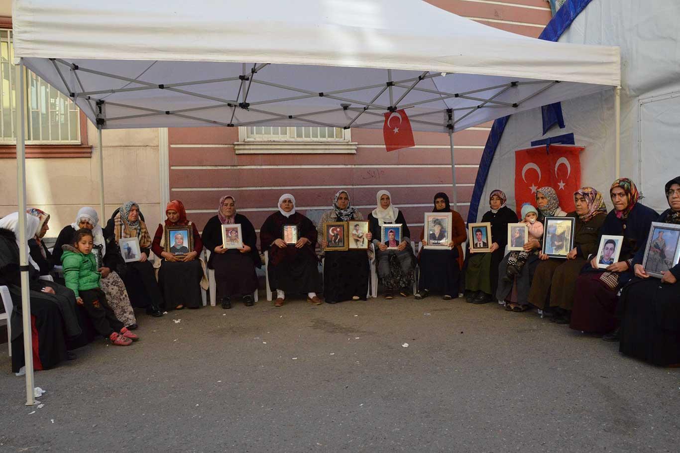 ژمارەی ئەو خانەوادەیانەی بەژداری چالاکی دانیشتن بوون گەشتە ٥٧ خانەوادە