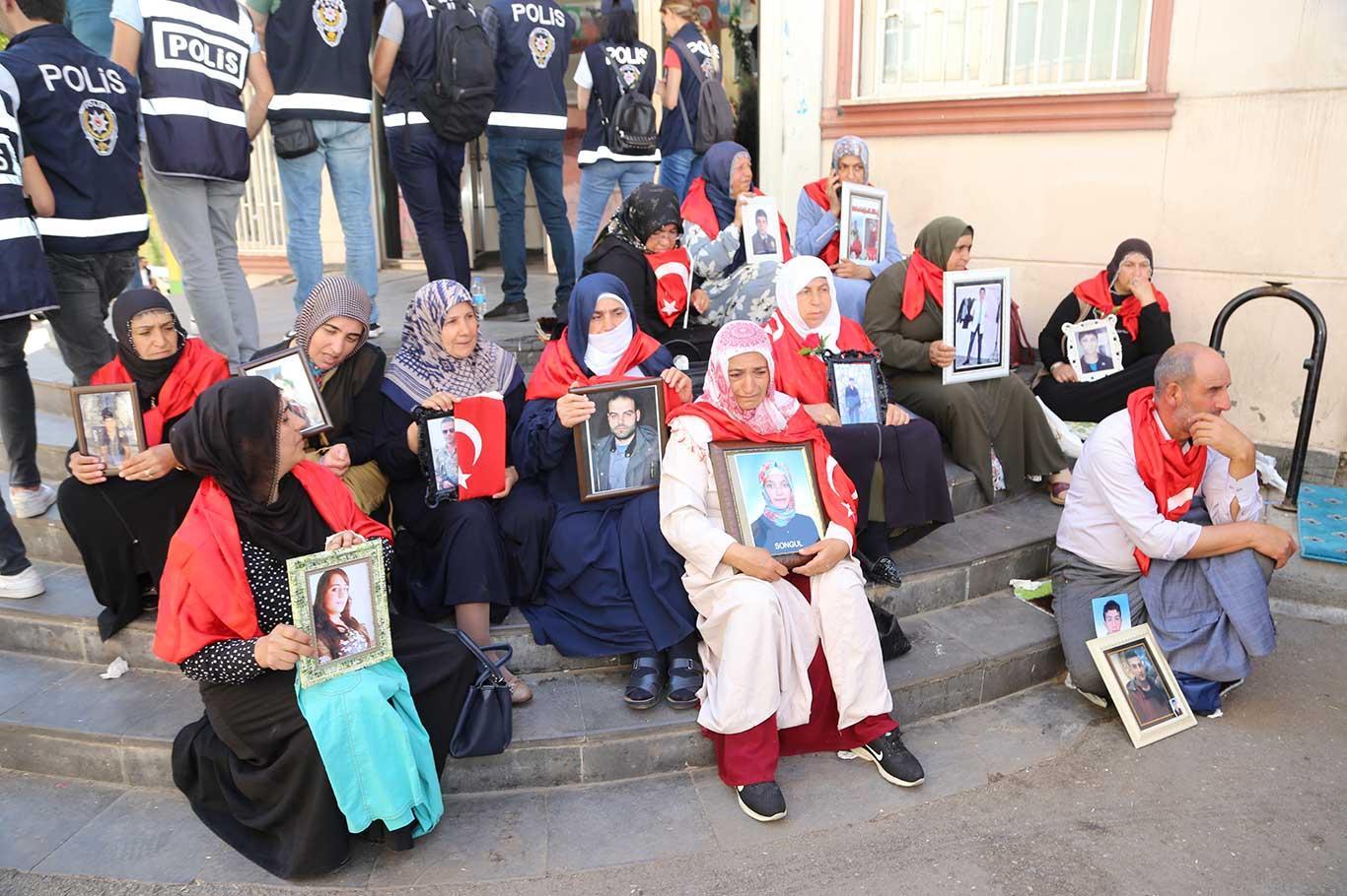 چالاکی دانیشتنی خانەوادەکان لە ڕۆژی ١٩مدا بەردەوامە