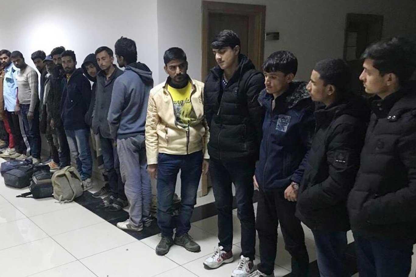 لە عەنتاب ٣٩ کۆچبەری نائاسایی دەست بە سەر کران.