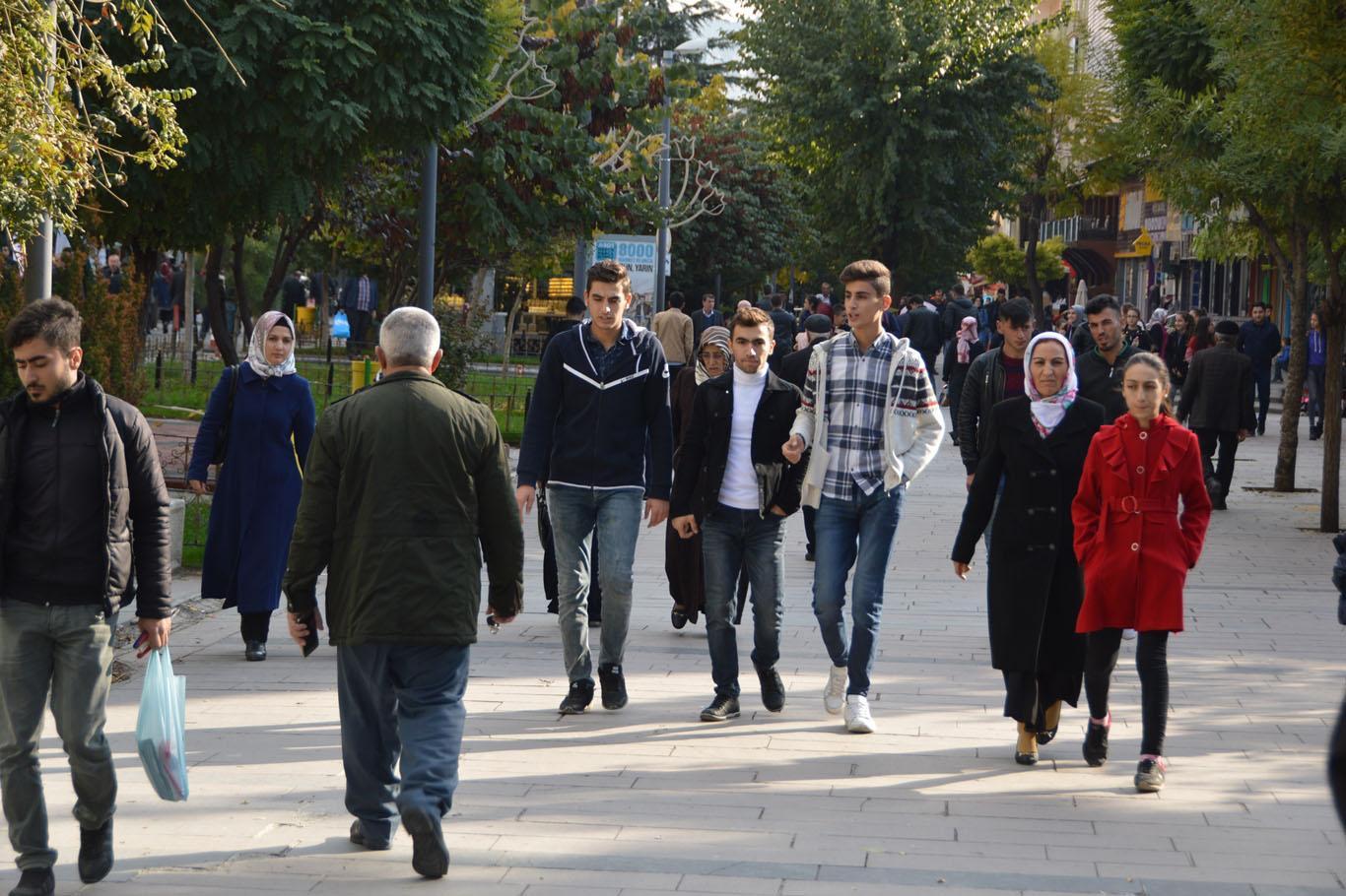 "Peygamberimizi yeterince tanımış olsaydık ümmet bu halde olmazdı"