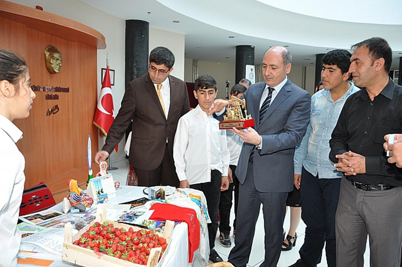 81 ilin kültürü Batman’da buluştu