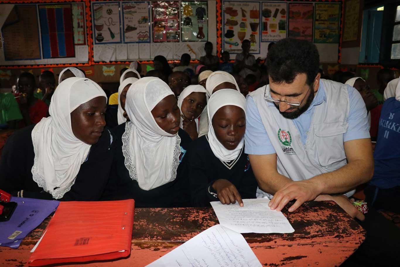 Afrikalı öğrenciler daha iyi koşullarda eğitim almak için destek bekliyorlar