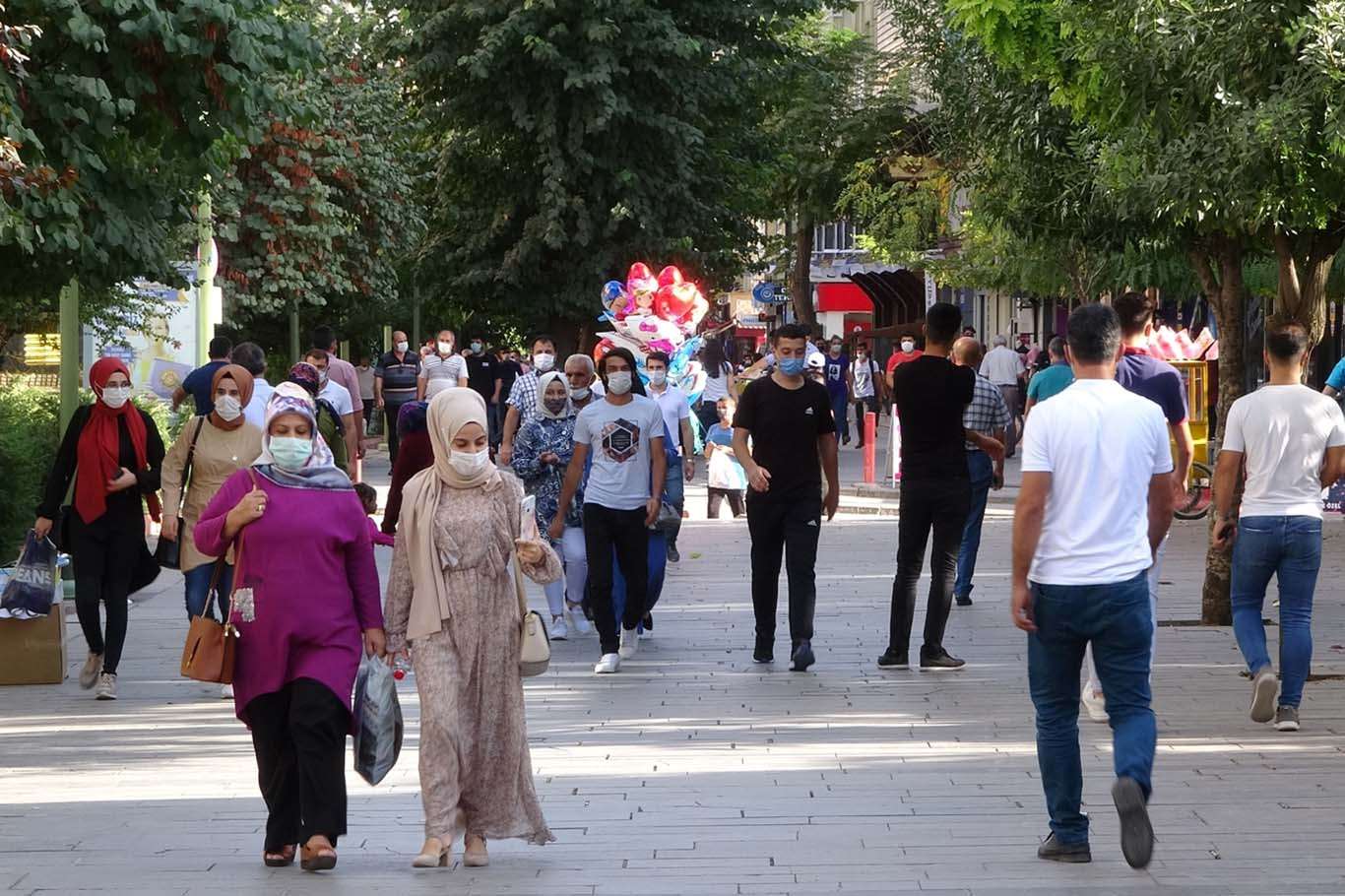 ​Anneye gitmenin boşanma sebebi sayılmasına tepkiler devam ediyor