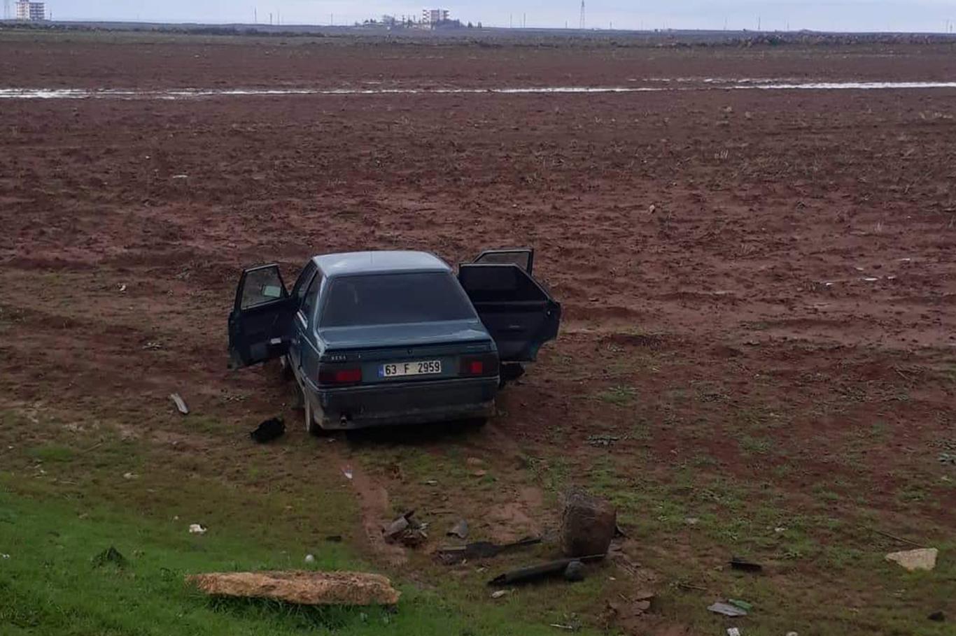 Araç şarampole girdi: 2 yaralı