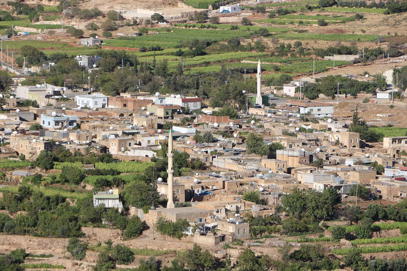 Aşılanma oranı düşük olduğu için 9 mahallede alınan karantina kararı tepkiyle karşılandı