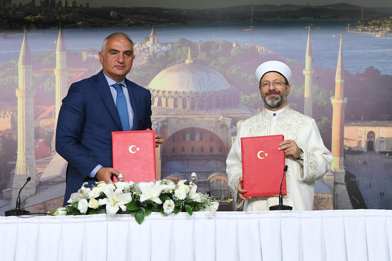 Ayasofya Camii protokolü imzalandı