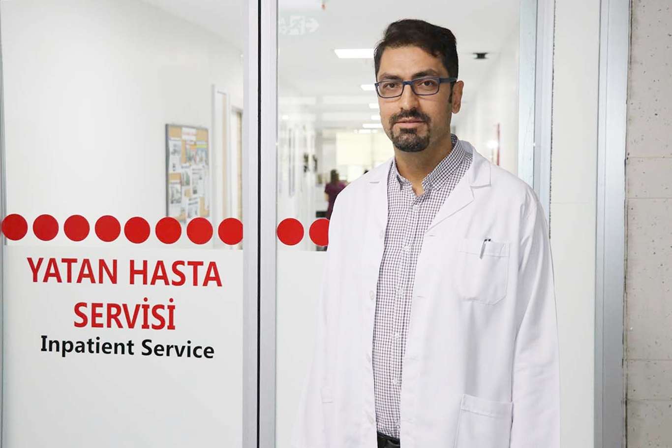 Babası tarafından darbedilen bebek servise alındı