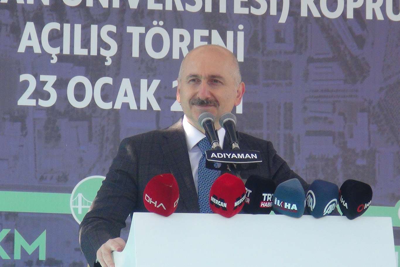 Bakan Karaismailoğlu Adıyaman'da köprülü kavşak açılışına katıldı