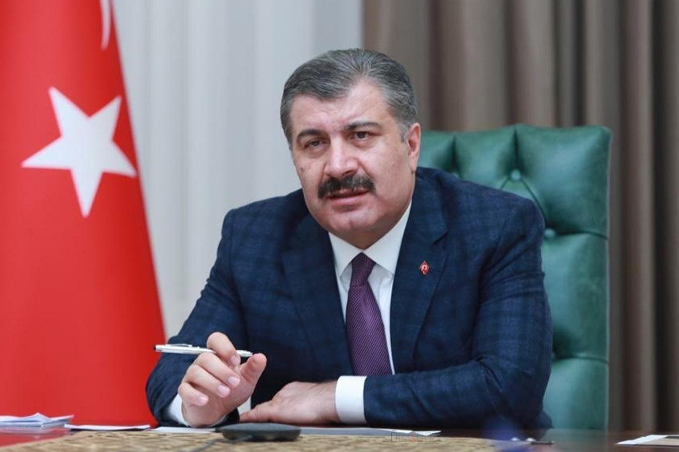 Bakan Koca, Coronavirus'e yakalanan hastanın mesajını paylaştı