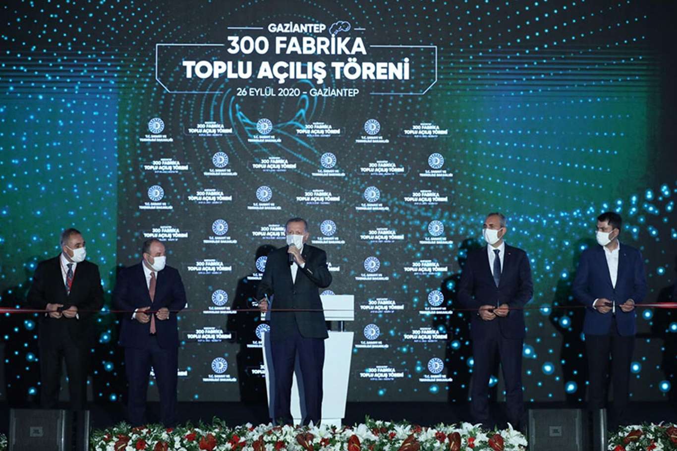 Bakan Varank, Gaziantep’teki fabrika açılışlarına yönelik iddialara cevap verdi