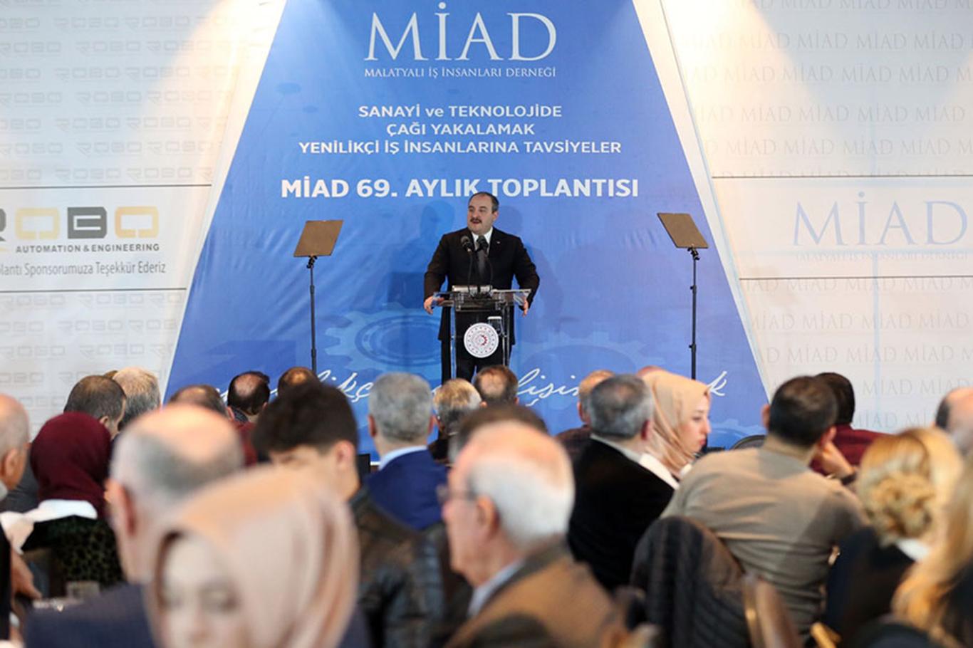 Bakan Varank: " Genç Girişimcilere TÜBİTAK programıyla 200 bin liraya kadar hibe vereceğiz