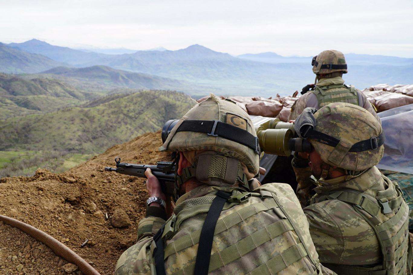 Barış Pınarı bölgesinde 7 PKK elemanı öldürüldü
