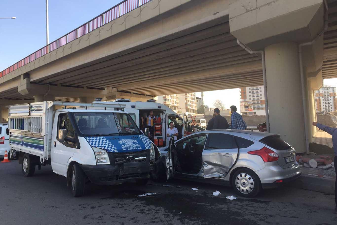 Batman'da trafik kazası: 3 yaralı