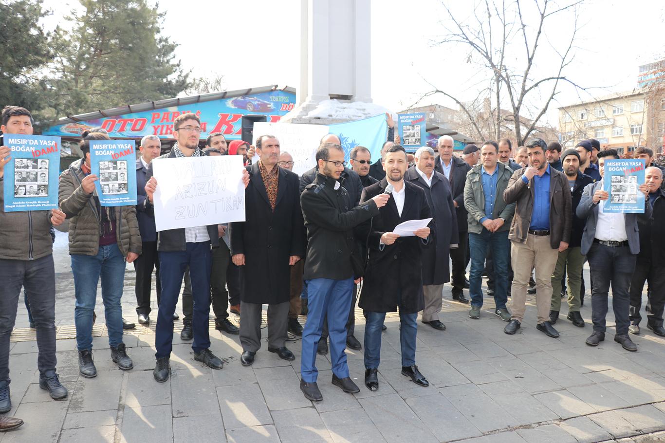 9 genci idam eden Mısır cuntası Bingöl'de protesto edildi 