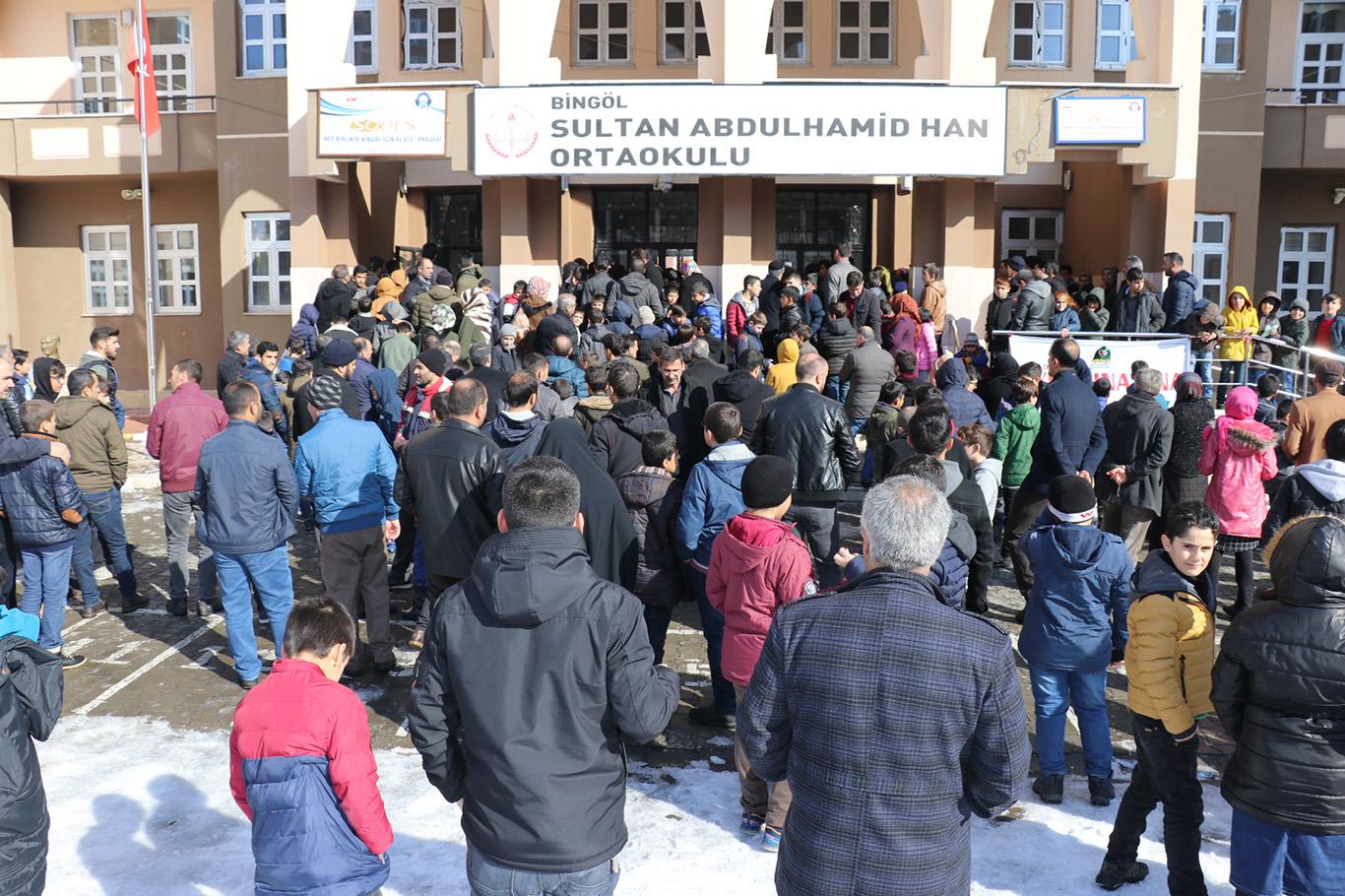 Bingöl'de Peygamber Sevdası soğuk havayı dinlemedi