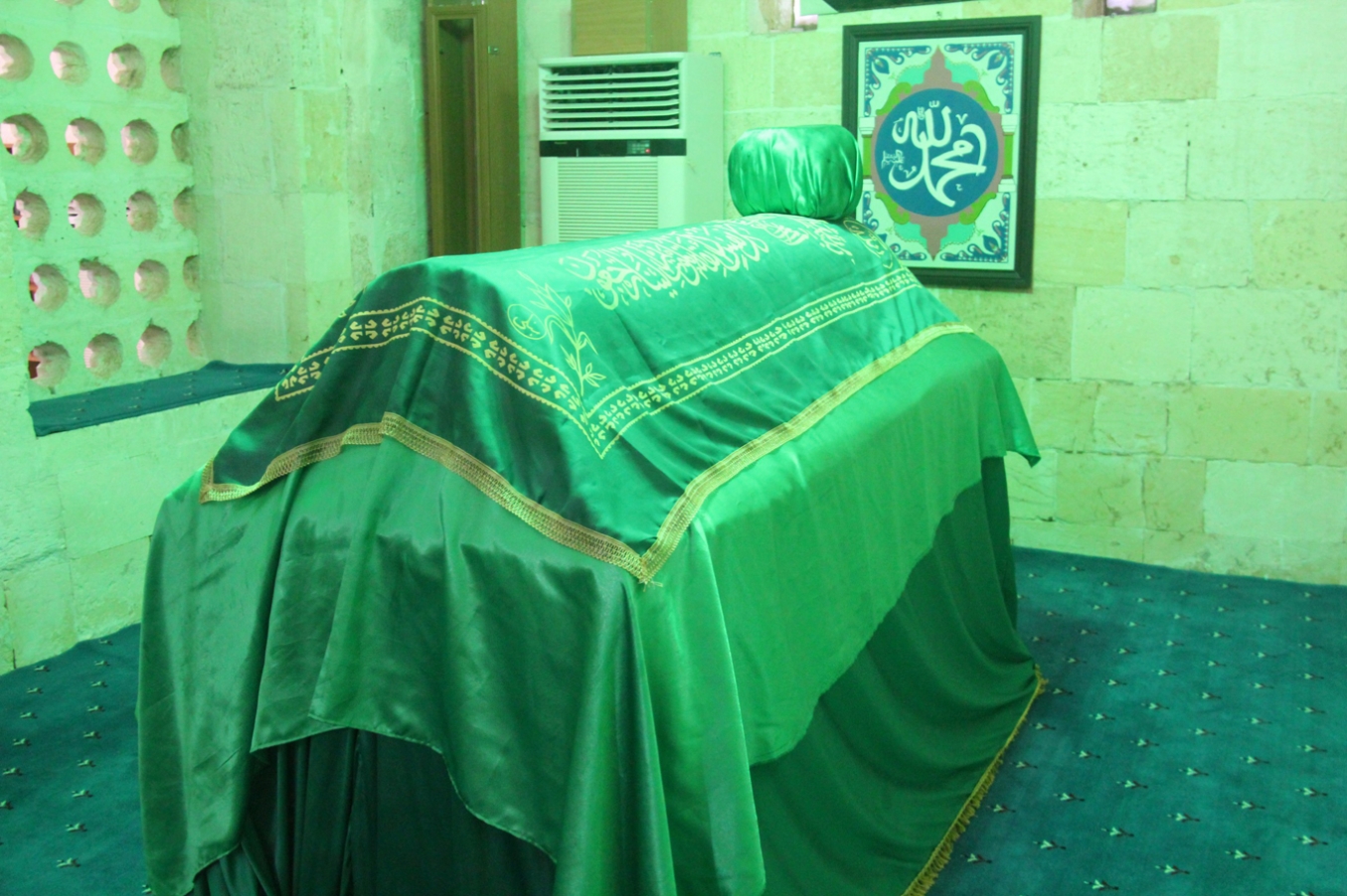 Bir ilim erbabı; Hayat bin Kays El-Harrani