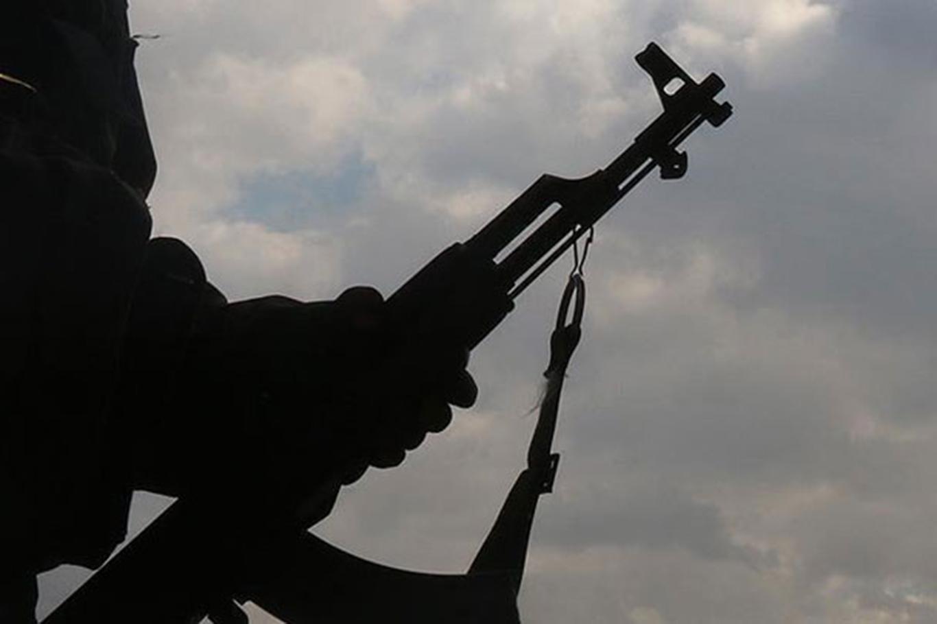 Bir PKK'li ikna yoluyla teslim oldu