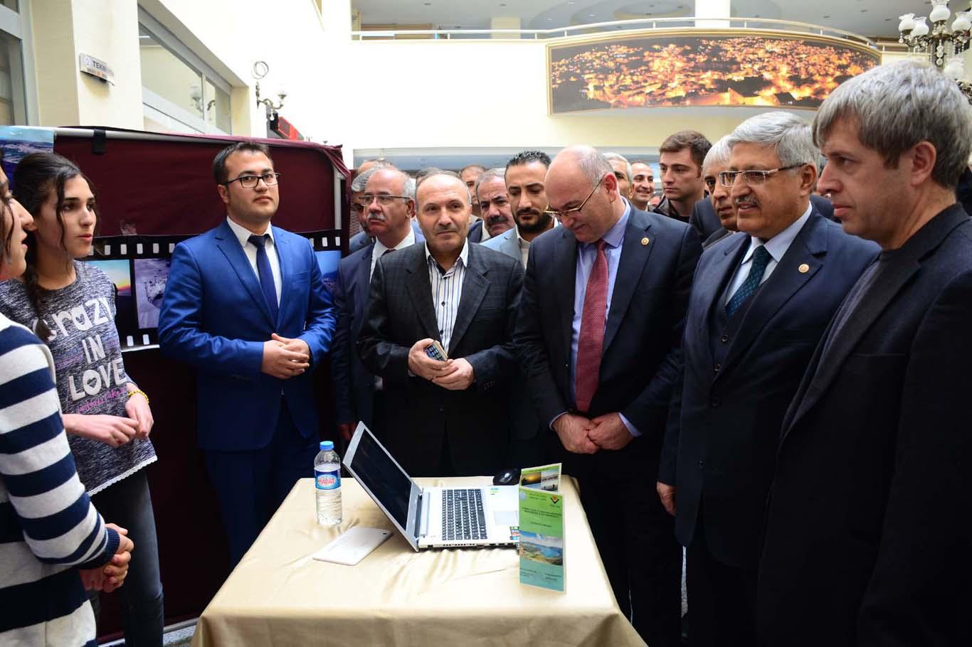 Bitlis’te Başarılı Öğrenciler Ödüllendirildi