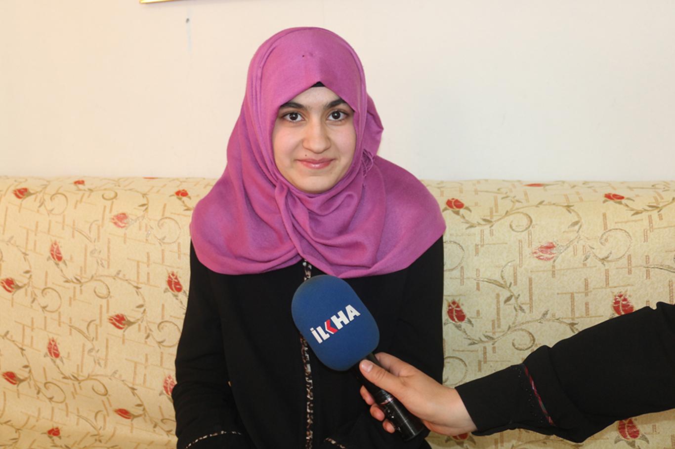 “Çanakkale” şiir yarışması birincisi Kâhta’dan