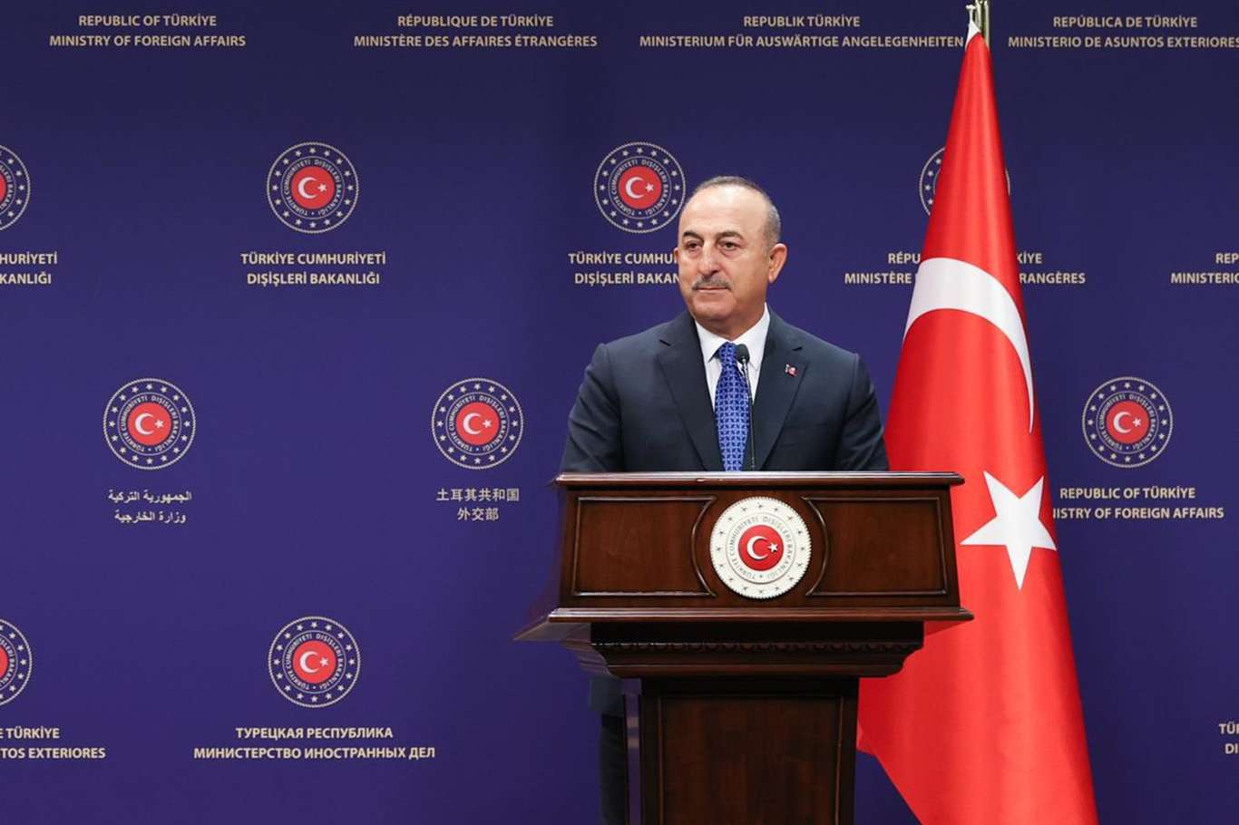Çavuşoğlu'ndan "Ukrayna'dan çalınan tahılın Rusya tarafından Türkiye'ye satıldığı" iddialarına yanıt