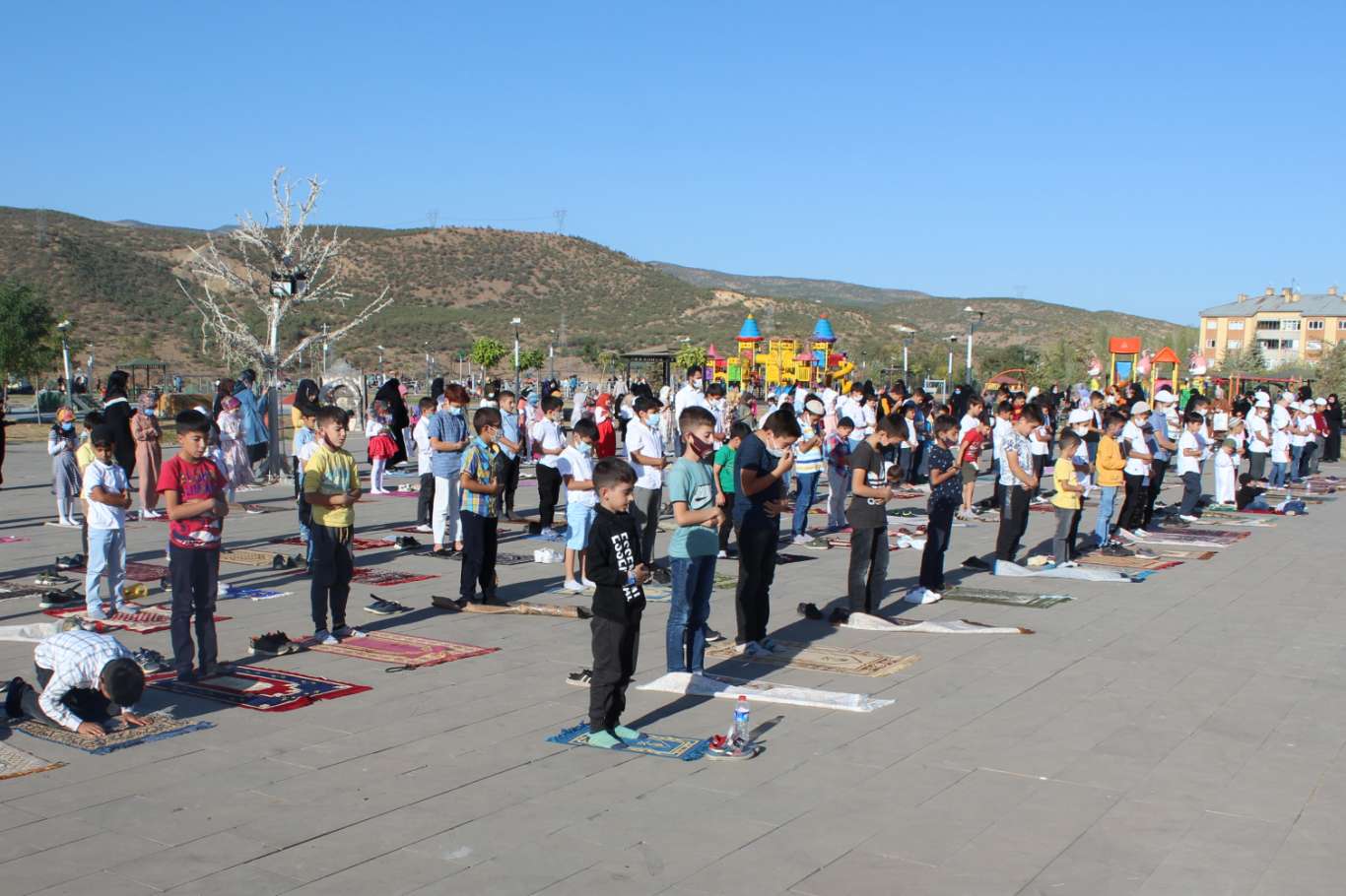Çocuklar "Hayat Namazla Güzeldir" etkinliğinde buluştu