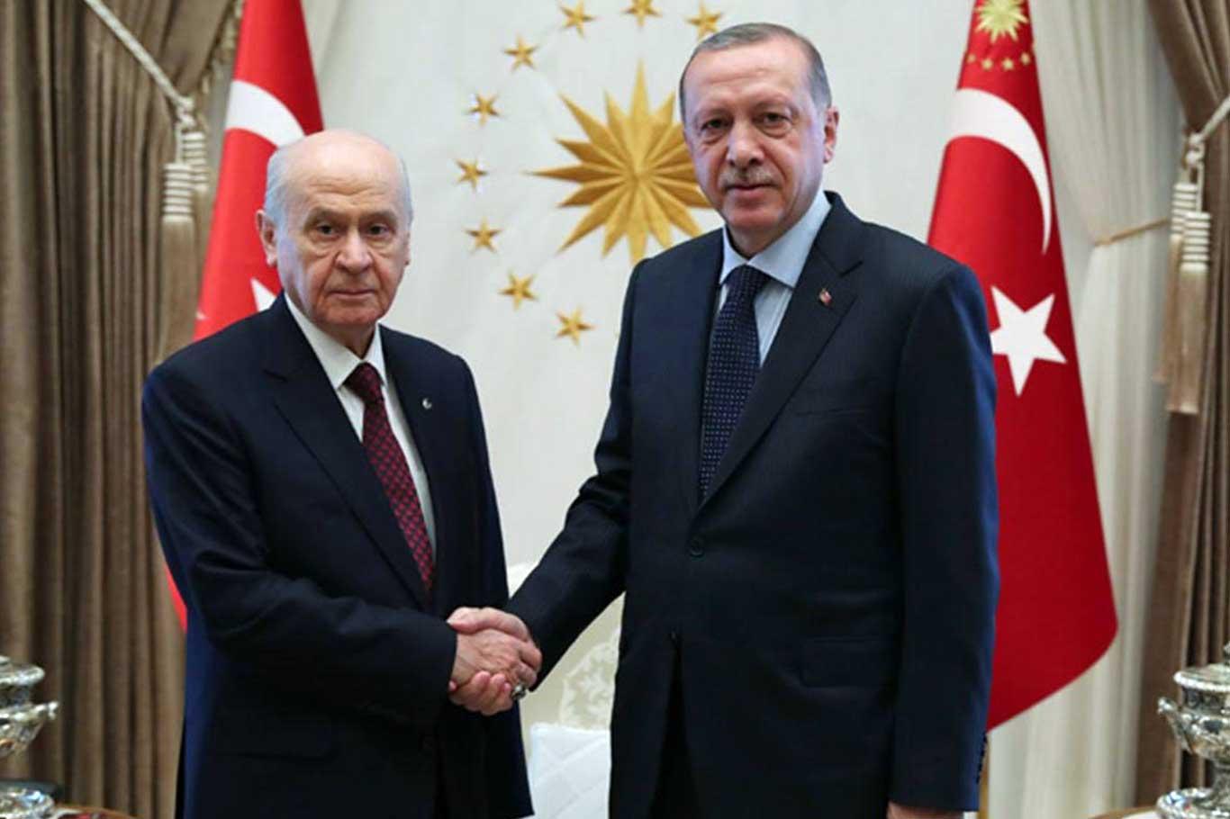 Cumhurbaşkanı Erdoğan'dan Bahçeli'ye 'geçmiş olsun' telefonu