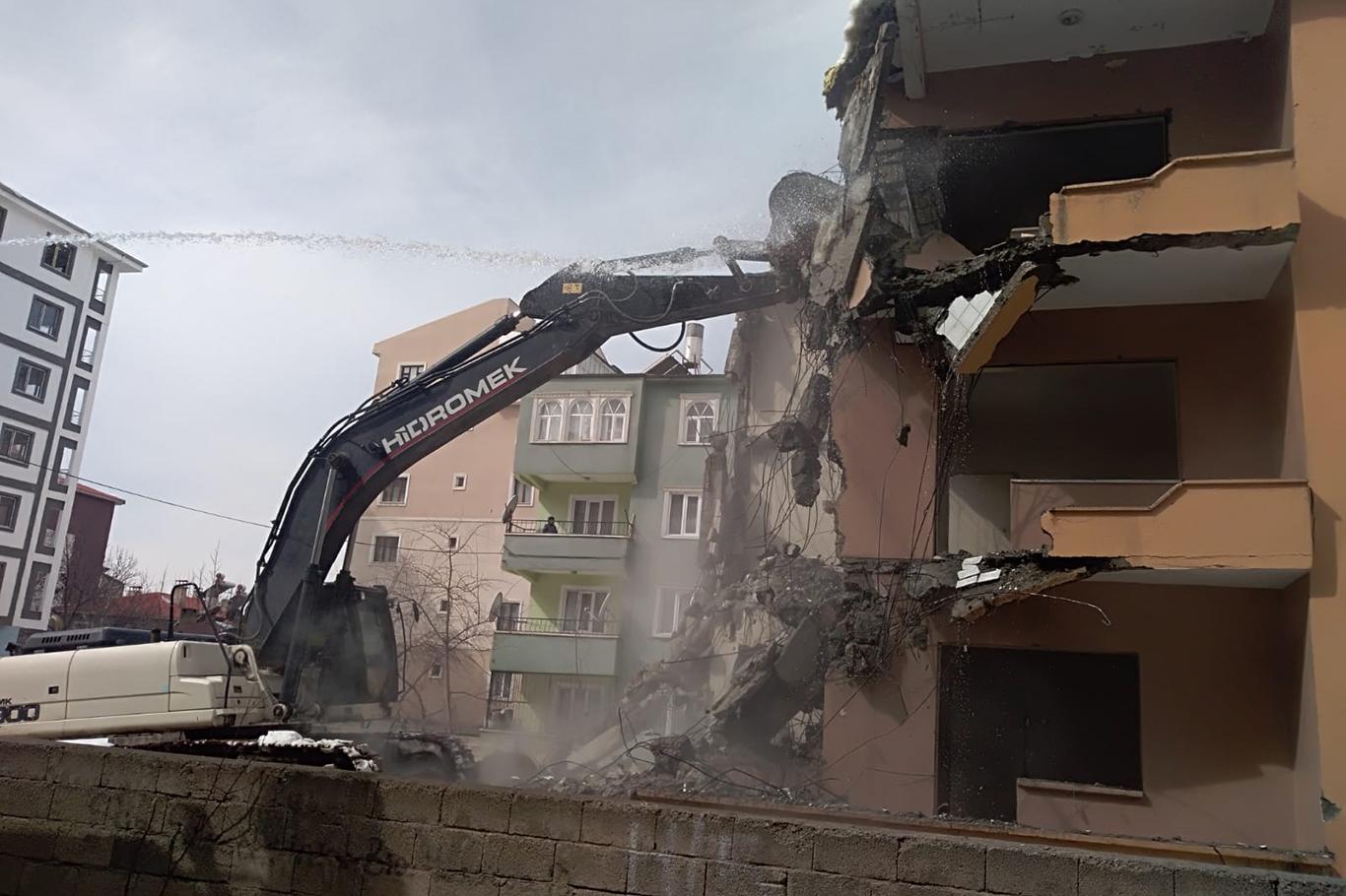 Daha güvenli bir Van için kentsel dönüşüm çalışmaları sürüyor