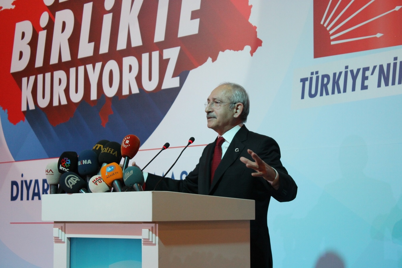 “Diyarbakır’da masum ve günahsız insanlar vahşice katledildi”