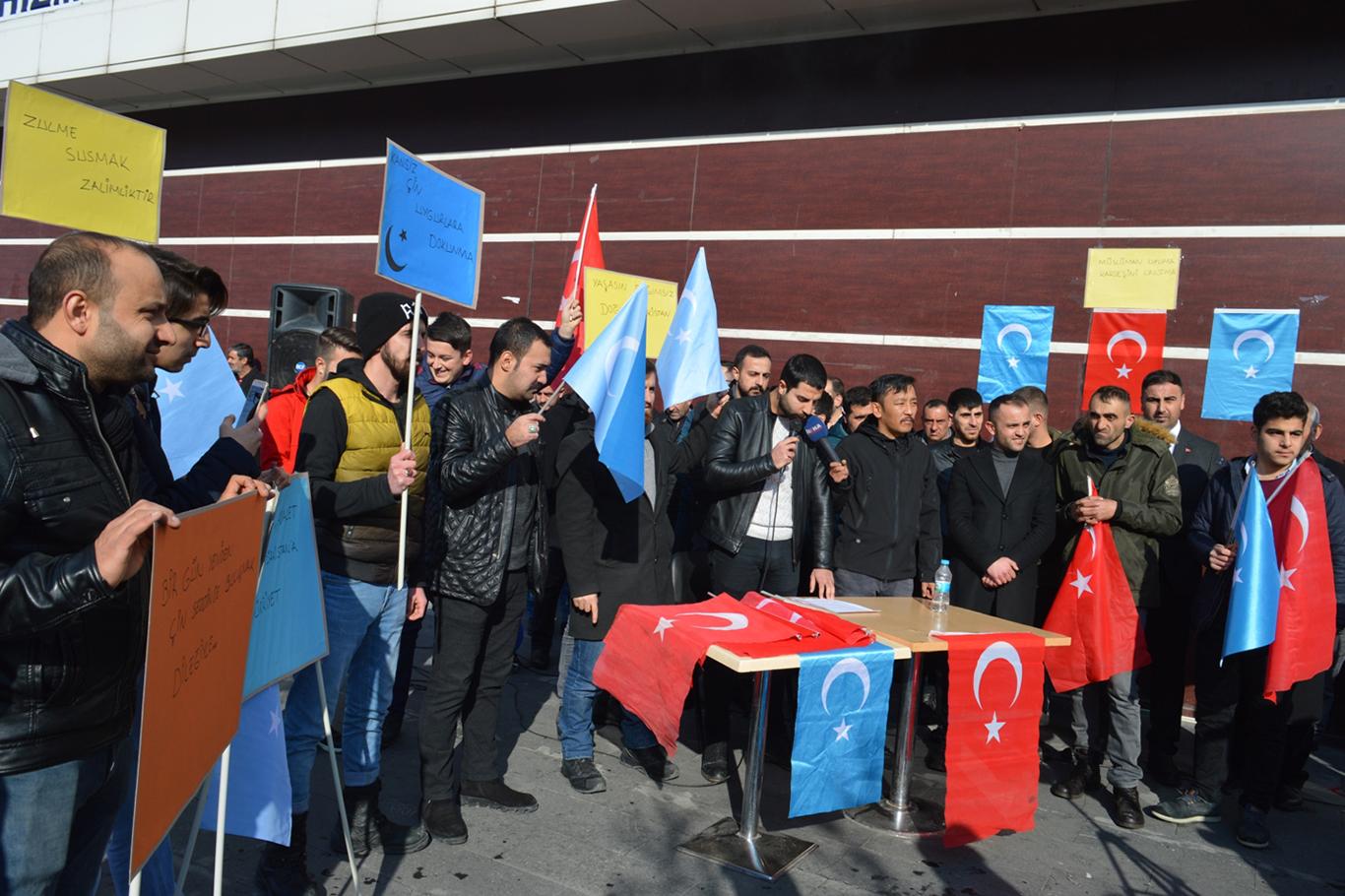 "Doğu Türkistan’daki Müslümanlara sahip çıkın"