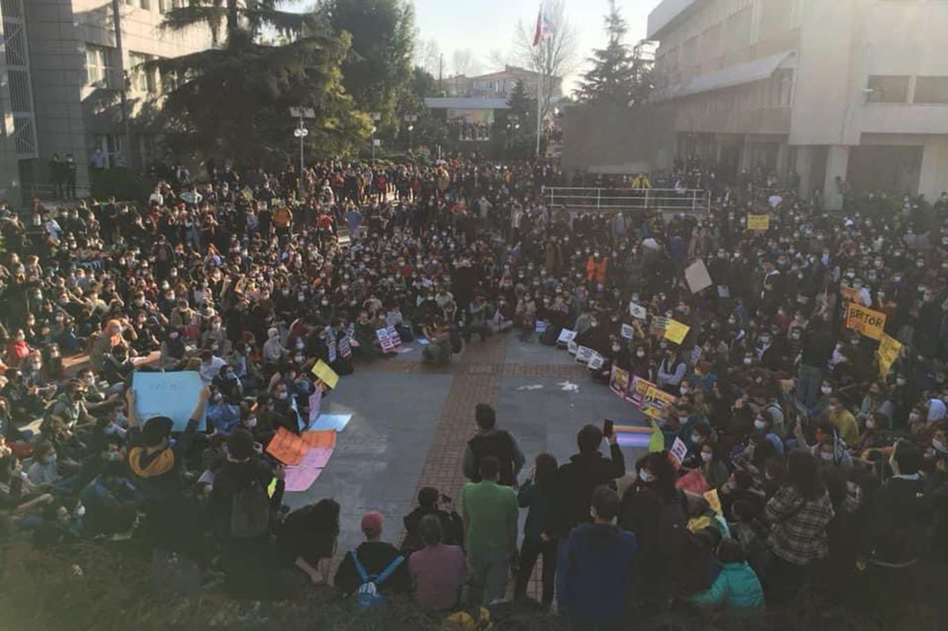 Boğaziçi'nin mason rektörleri ve Batıcı tipler