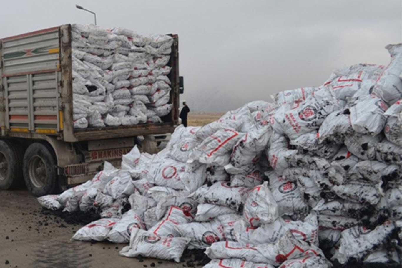 Elazığ ve Malatya'daki depremzedelere 30 bin ton kömür