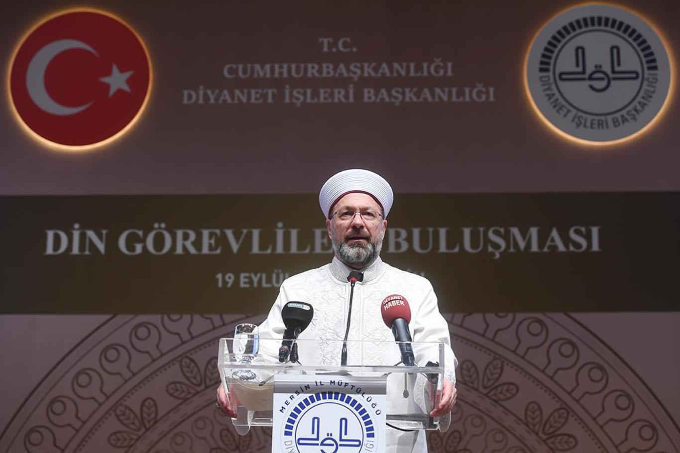 Erbaş: Çocuklarımızın kalplerine Allah ve Peygamber sevgisini yerleştirelim